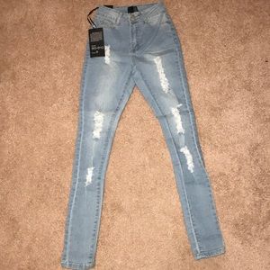 NWT Fashion Nova B.O.B Jeans. Size 0